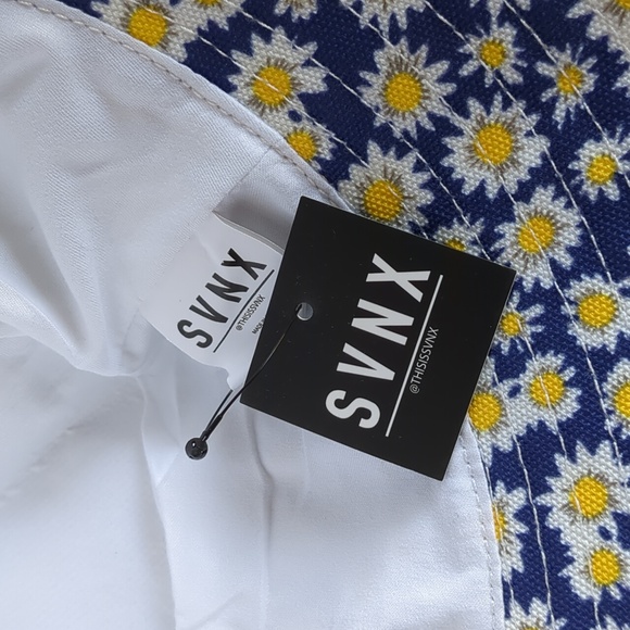 Bucket hat - Picture 2 of 3